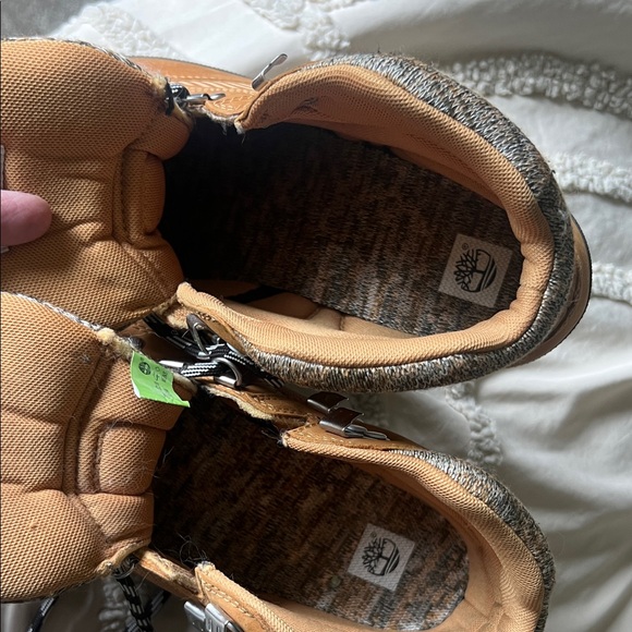 Timberland Men's Tan and Black Boots - Picture 5 of 8